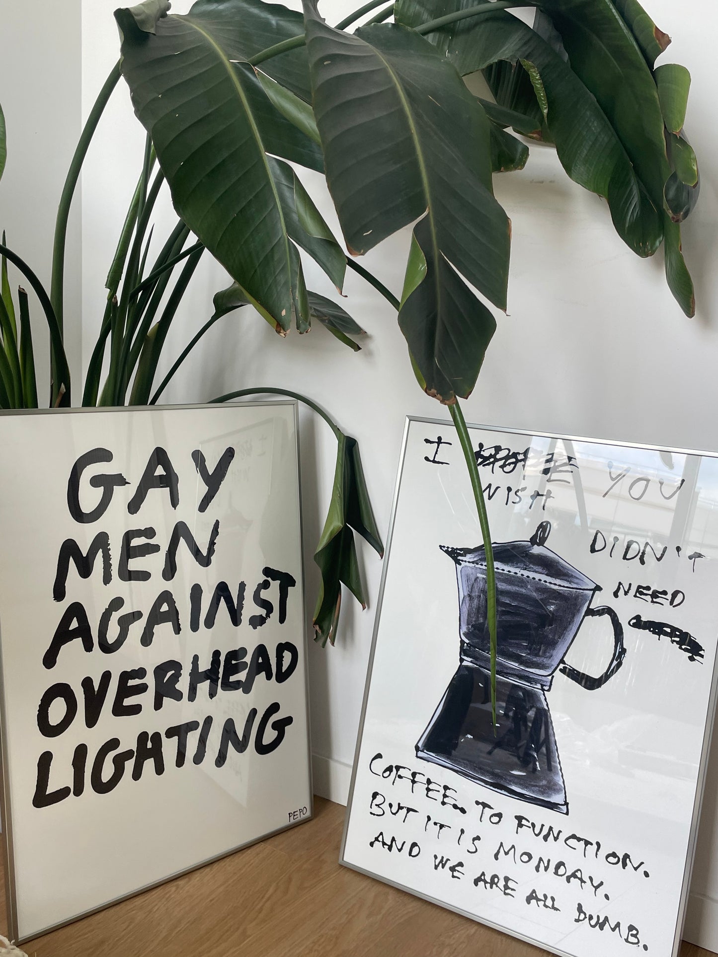 GAY MEN AGAISNT OVERHEAD LIGHTING - PRINT - 50X70 CM